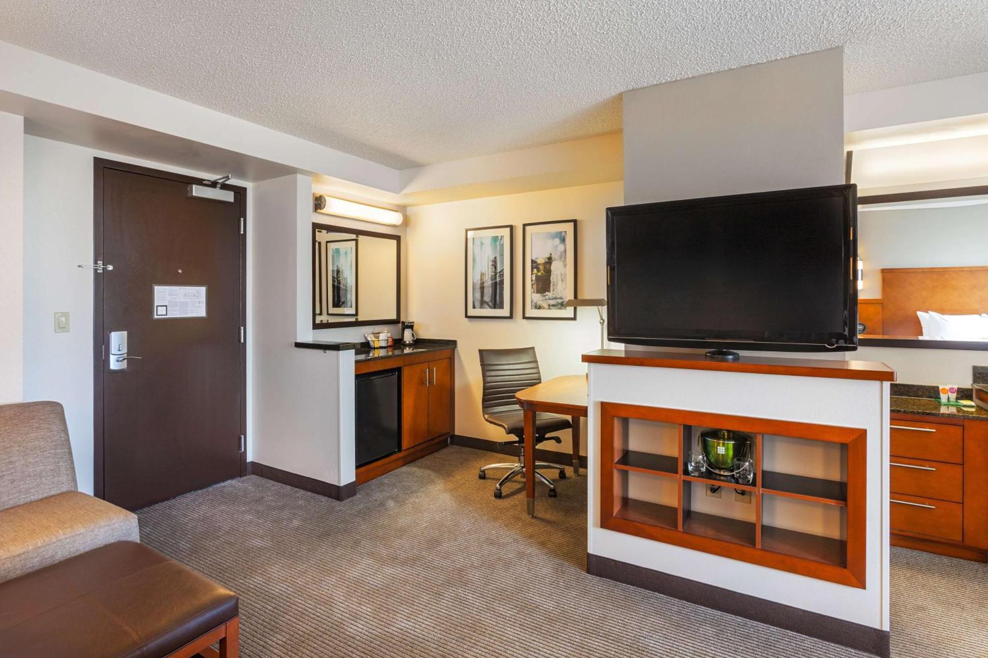 Hyatt Place Sacramento רוזוויל מראה חיצוני תמונה